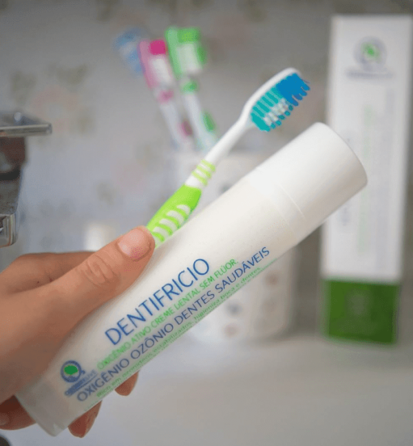 Dentifricio: Azione Protettiva di Denti & Gengive - immagine 2